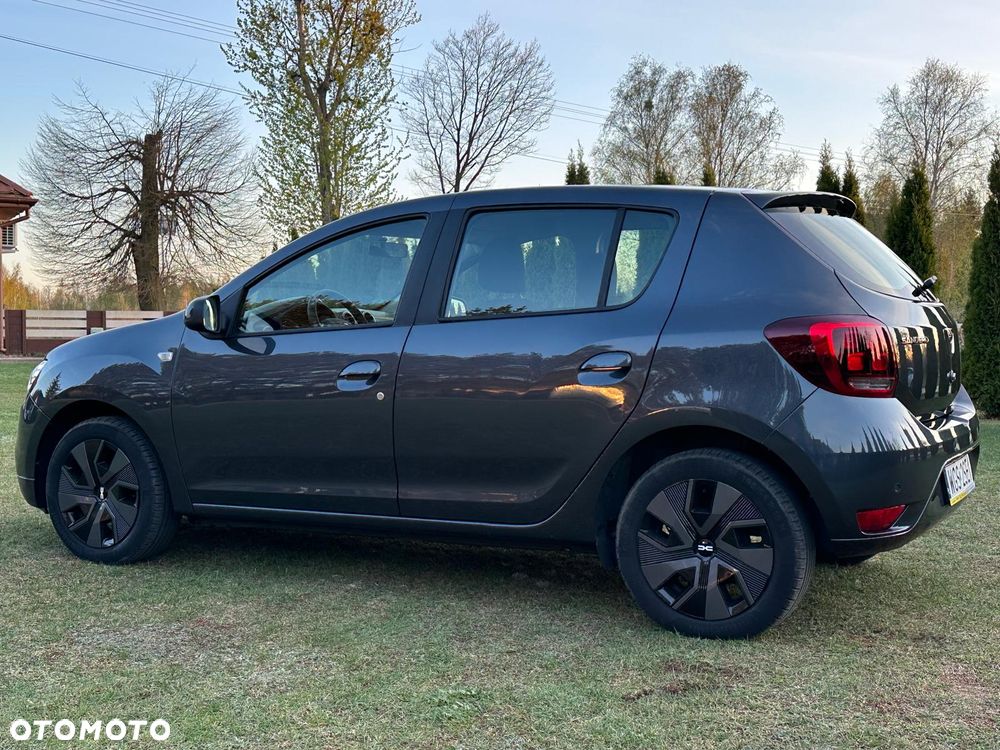 Dacia Sandero - 10