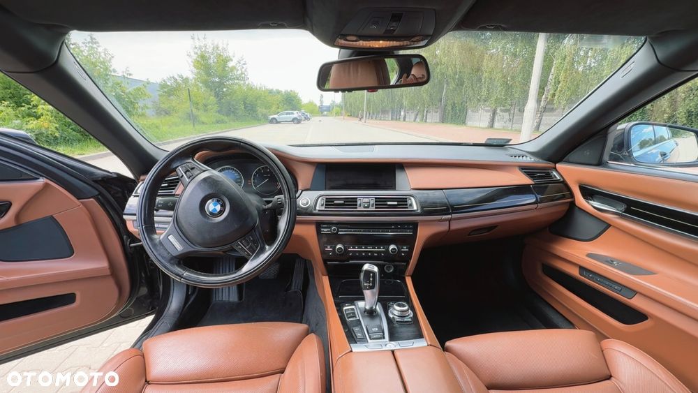 BMW Seria 7 760i L - 10