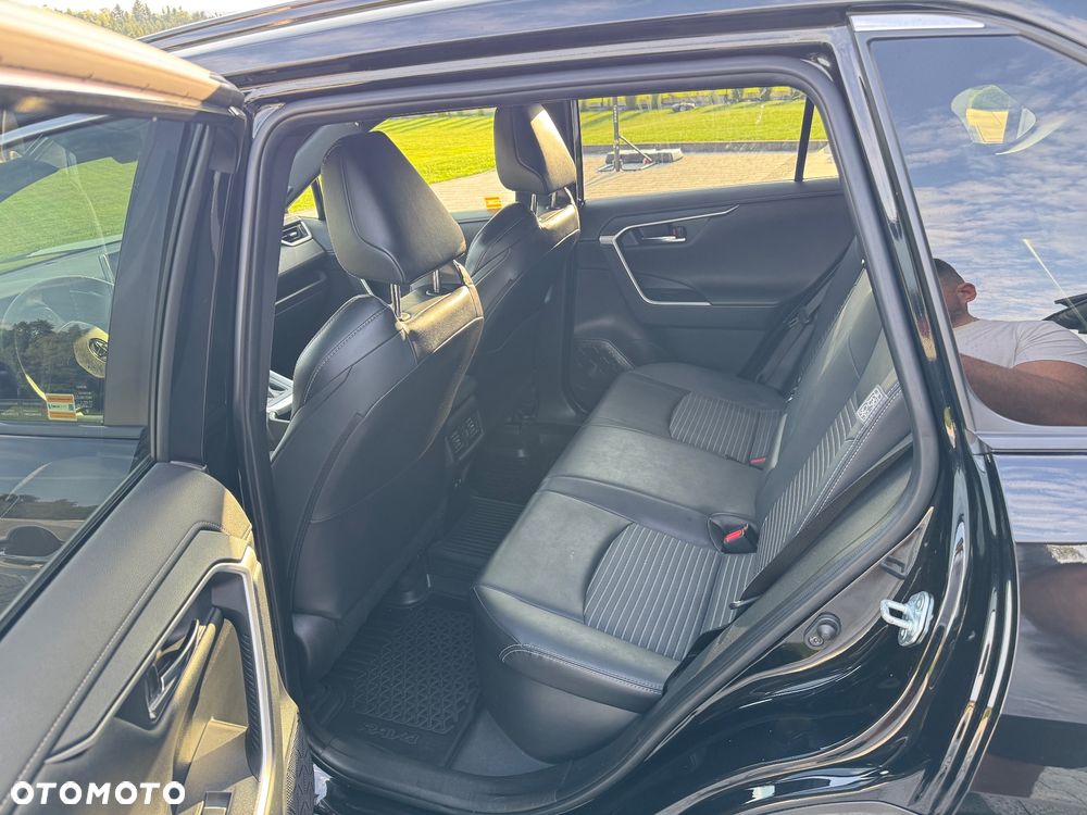 Toyota RAV4 2.5 Hybrid Black Edition by JBL 4x4 - 11
