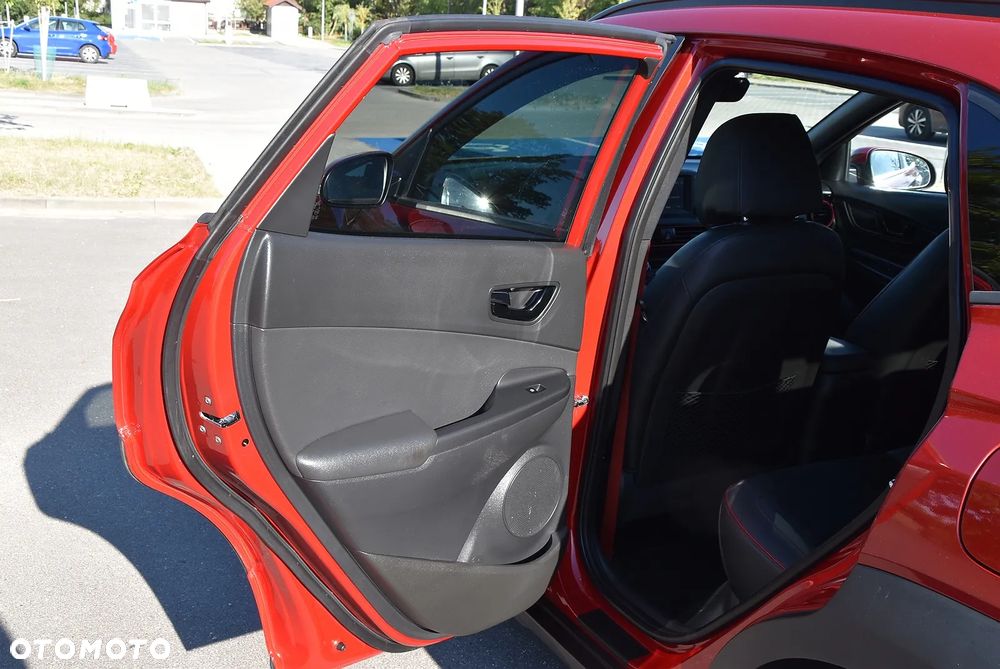 Hyundai Kona - 14