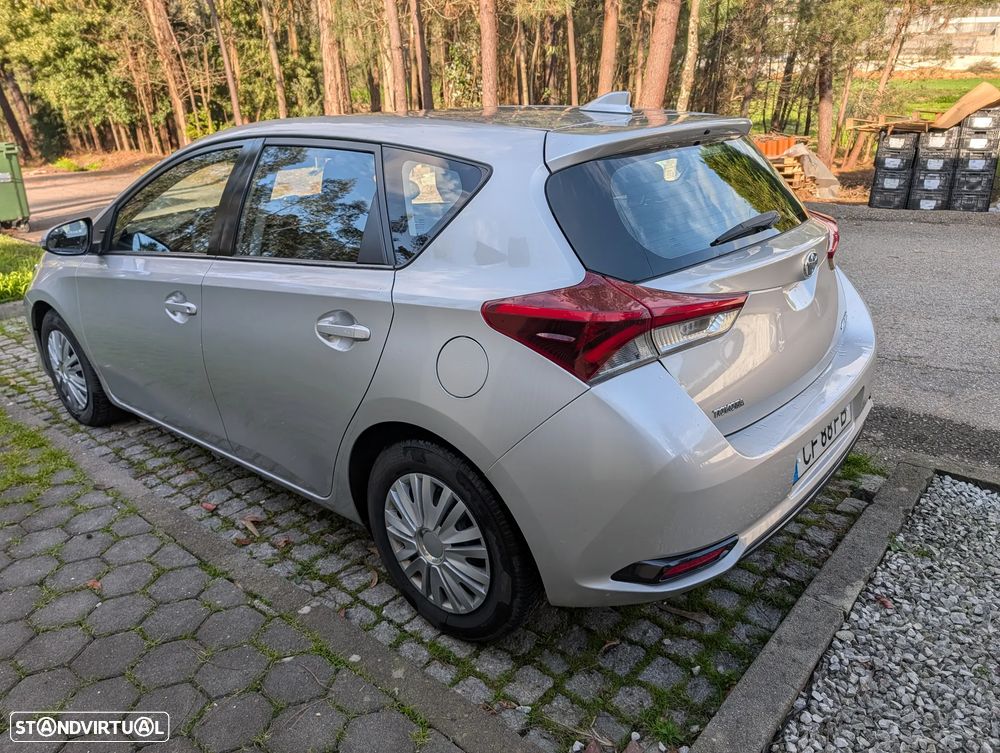 Toyota Auris 1.4 D-4D Design Edition - 5