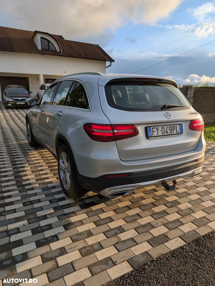 Mercedes-Benz GLC 250 d 4Matic 9G-TRONIC AMG Line - 3