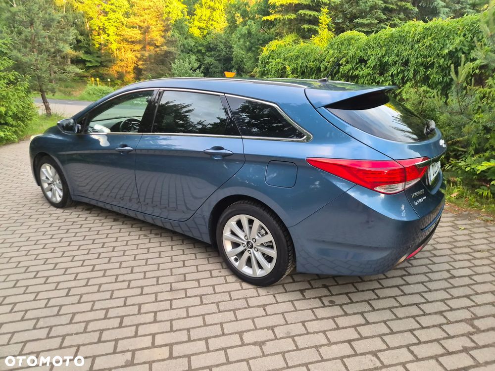 Hyundai i40 1.7 CRDi Comfort + - 37