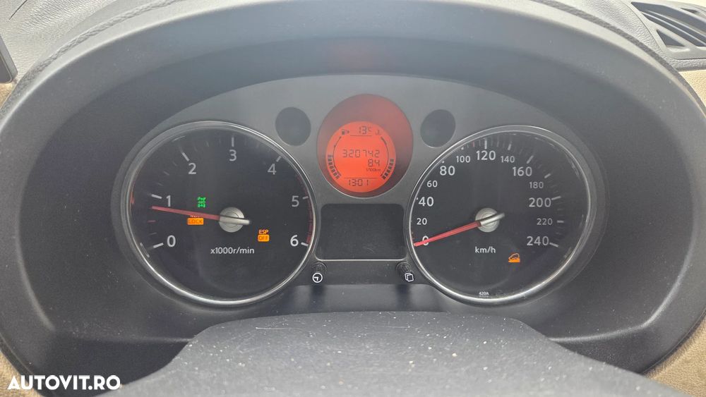 Nissan X-Trail 2.0 dCi 4x4 DPF XE - 12