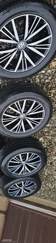 Volkswagen Golf 1.6 TDI BlueMotion Technology DSG Allstar - 12