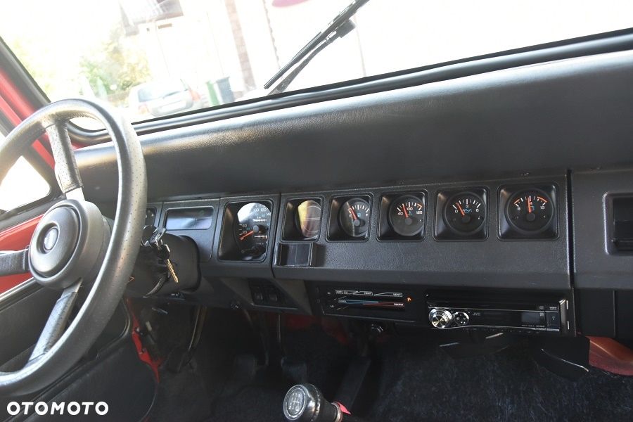 Jeep Wrangler 2.5 Sport - 18
