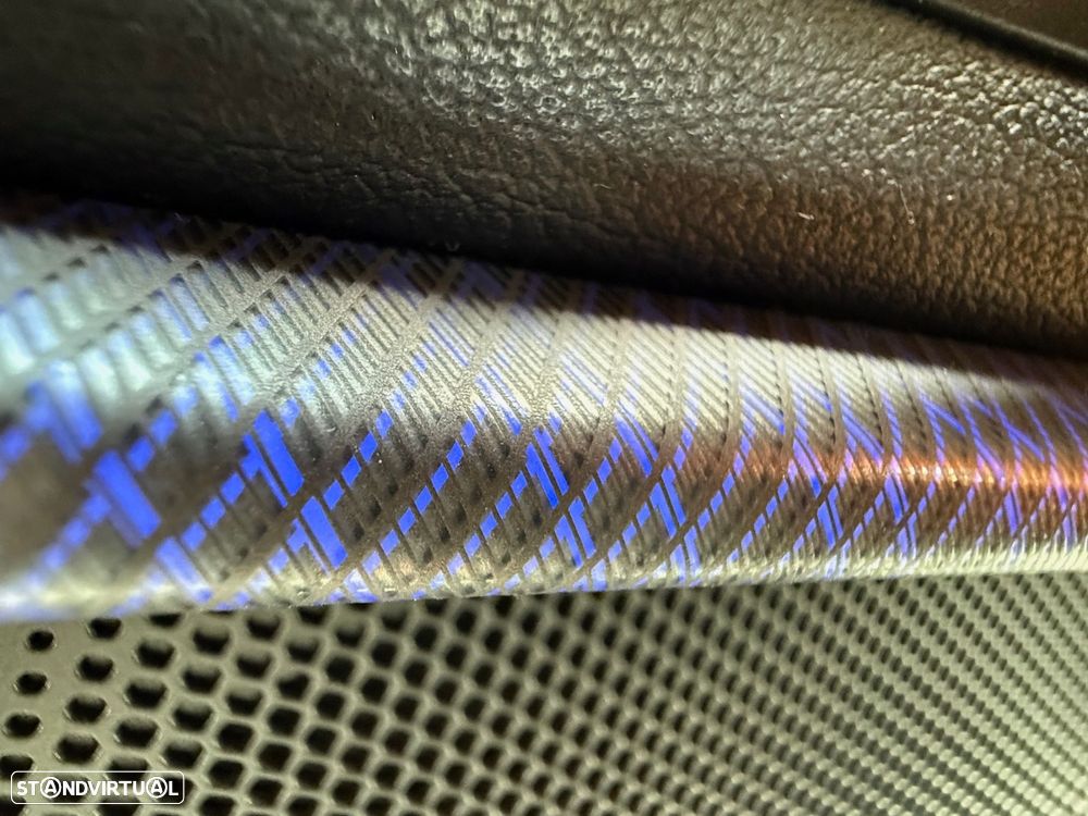 BMW 116 d Pack Desportivo M - 19