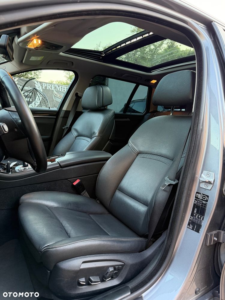 BMW Seria 5 520d Luxury Line - 23