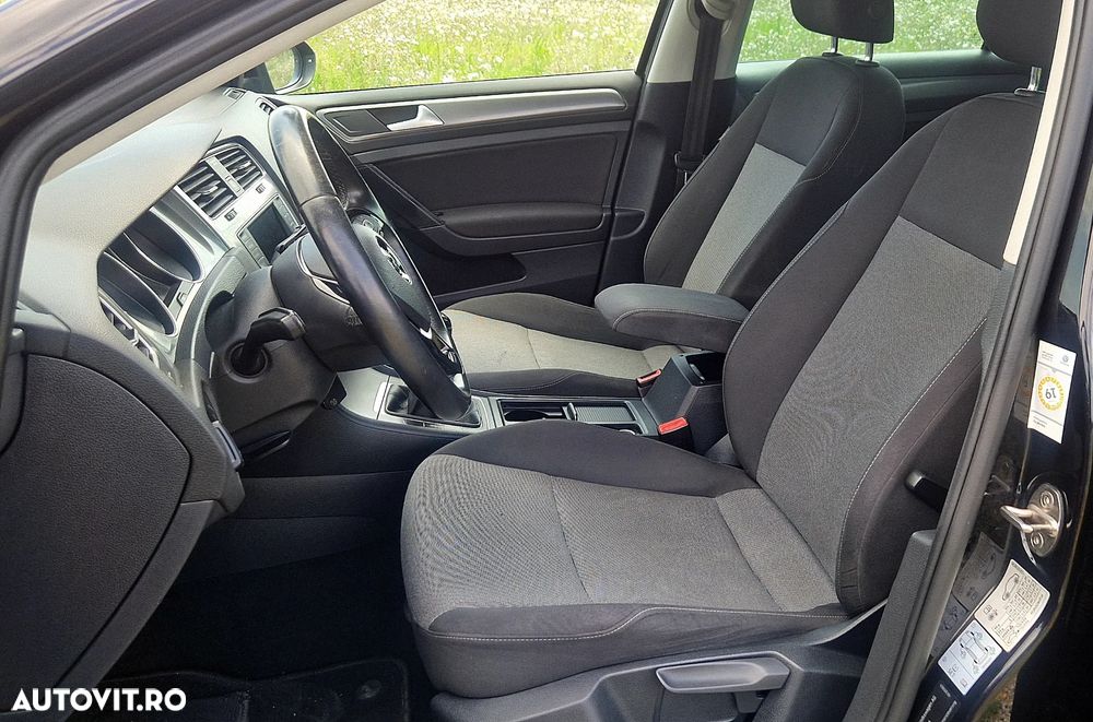 Volkswagen Golf 1.6 TDI BlueMotion Comfortline - 18