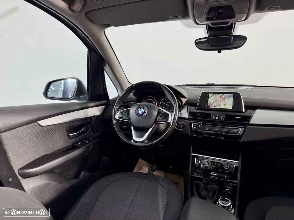 BMW 216 Active Tourer d Advantage - 28