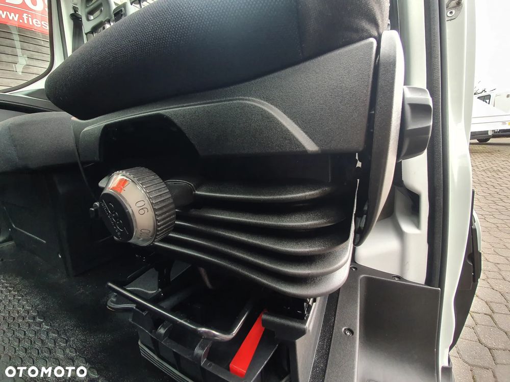 Iveco DAILY 35S18 3,0 180KM - 18