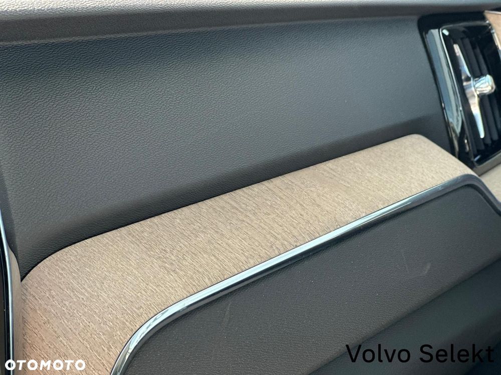 Volvo XC 60 - 34