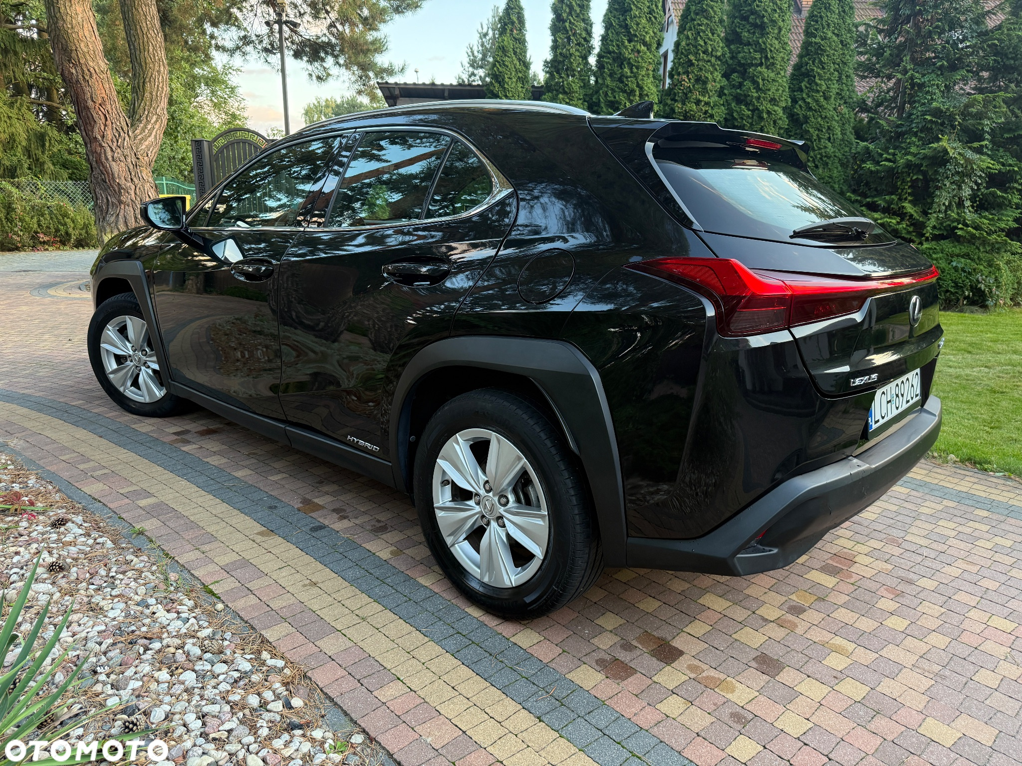 Lexus UX 250h Business Edition - 7