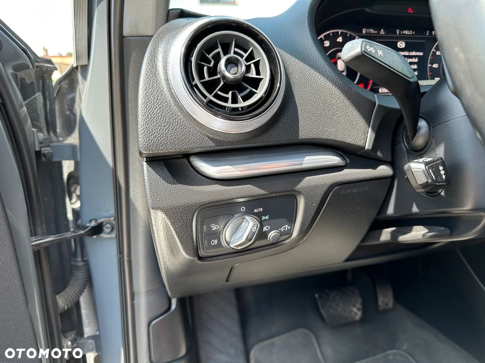 Audi A3 Sportback - 18