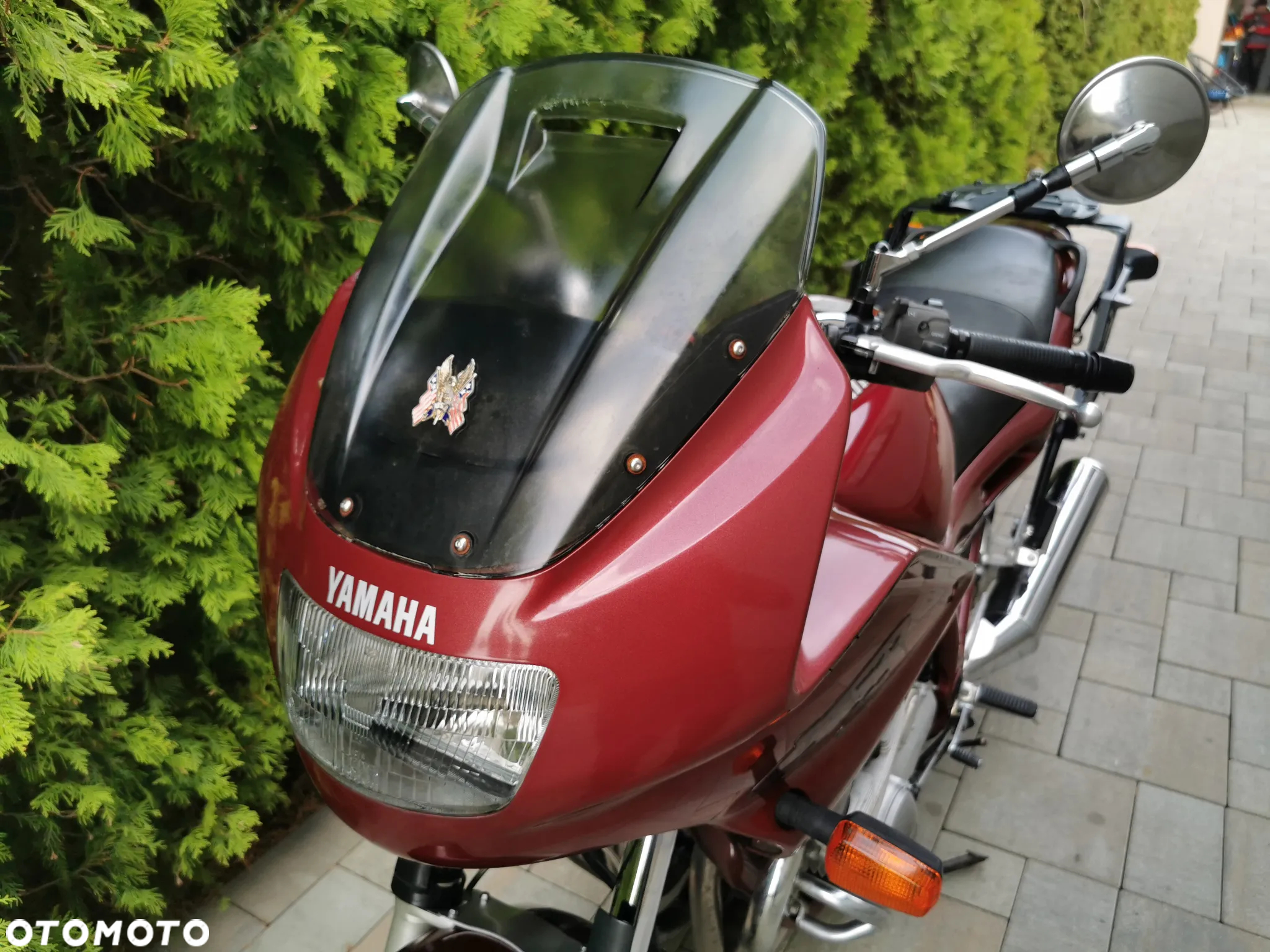 Yamaha XJ - 6