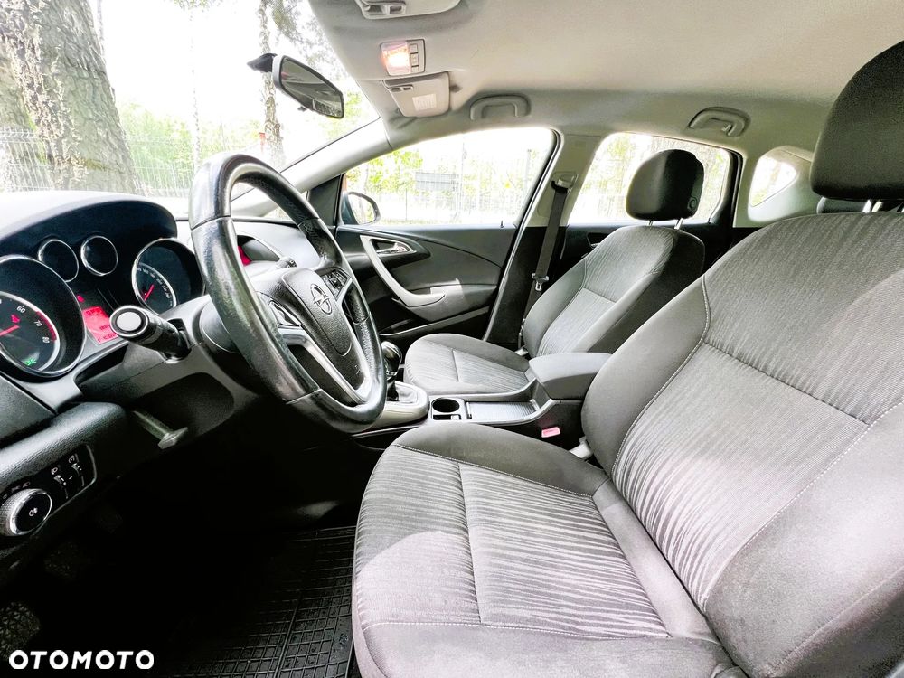 Opel Astra - 10