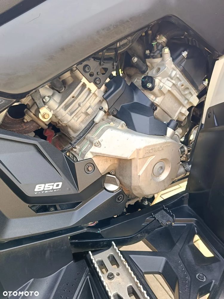 Can-Am Renegade - 10