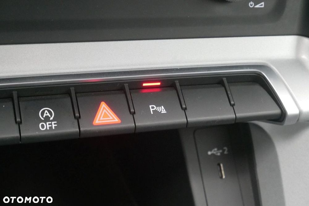 Audi Q3 - 17