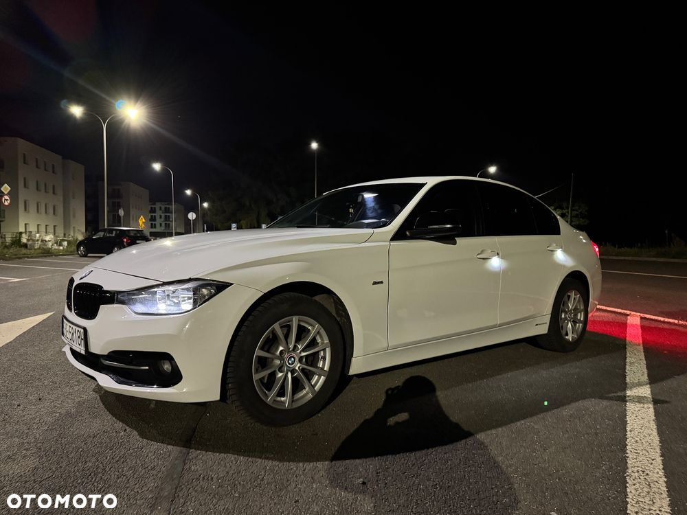 BMW Seria 3 320i Sport Line - 8