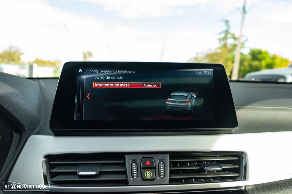 BMW X2 18 d sDrive Auto - 38