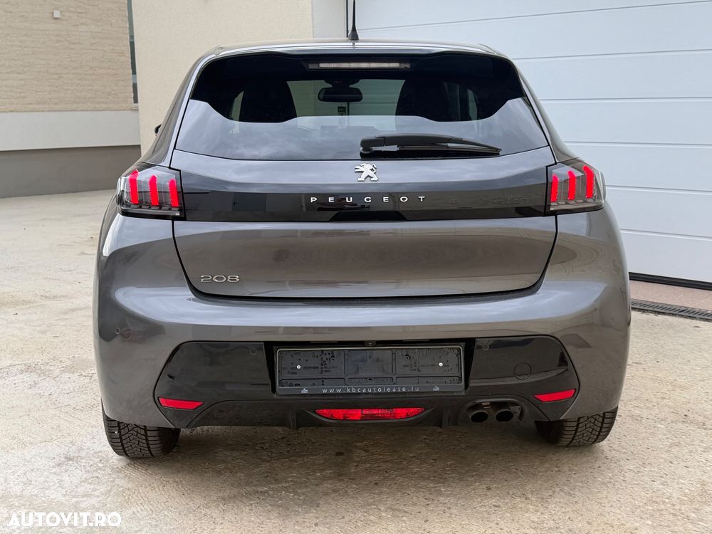Peugeot 208 1.2 L PureTech STT EAT8 GT Pack - 6