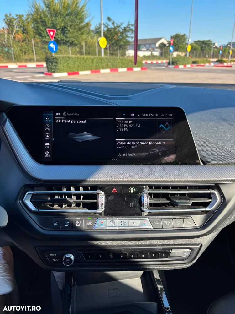 BMW Seria 2 218d Aut. - 9