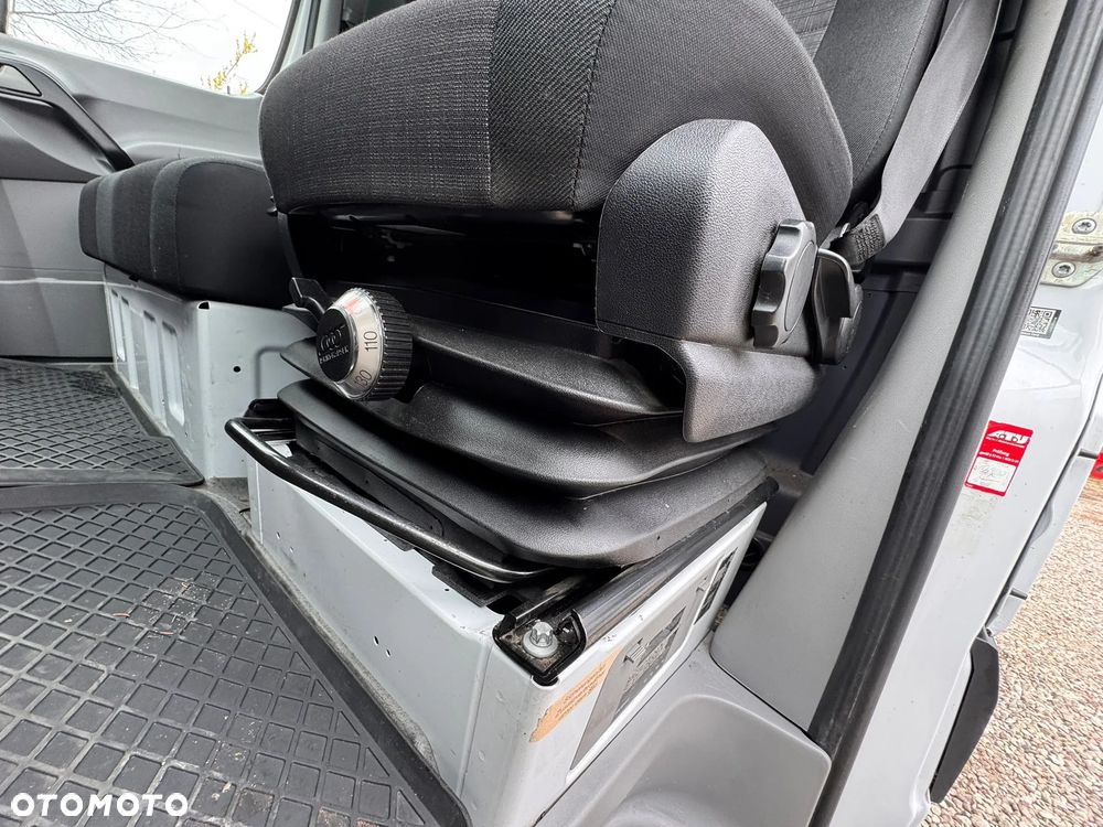 Mercedes-Benz SPRINTER SREDNIAK KLIMATYZACA - 29