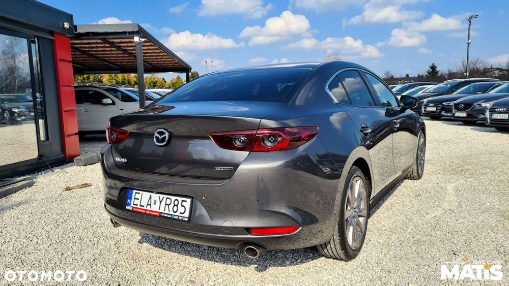 Mazda 3 - 5
