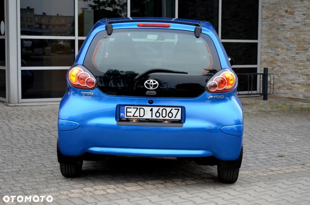 Toyota Aygo CoolBlue - 16
