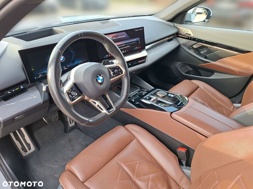BMW Seria 5 520d xDrive mHEV M Sport - 11
