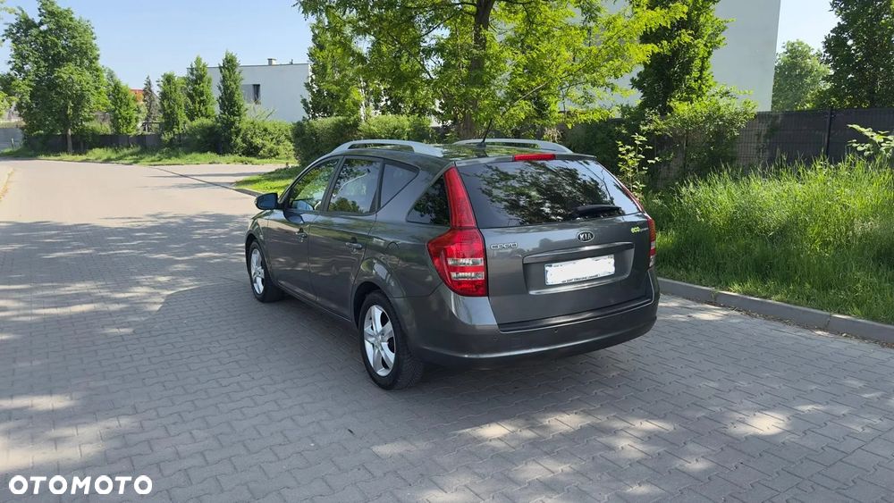 Kia Ceed 1.6 CRDi Business Line - 16