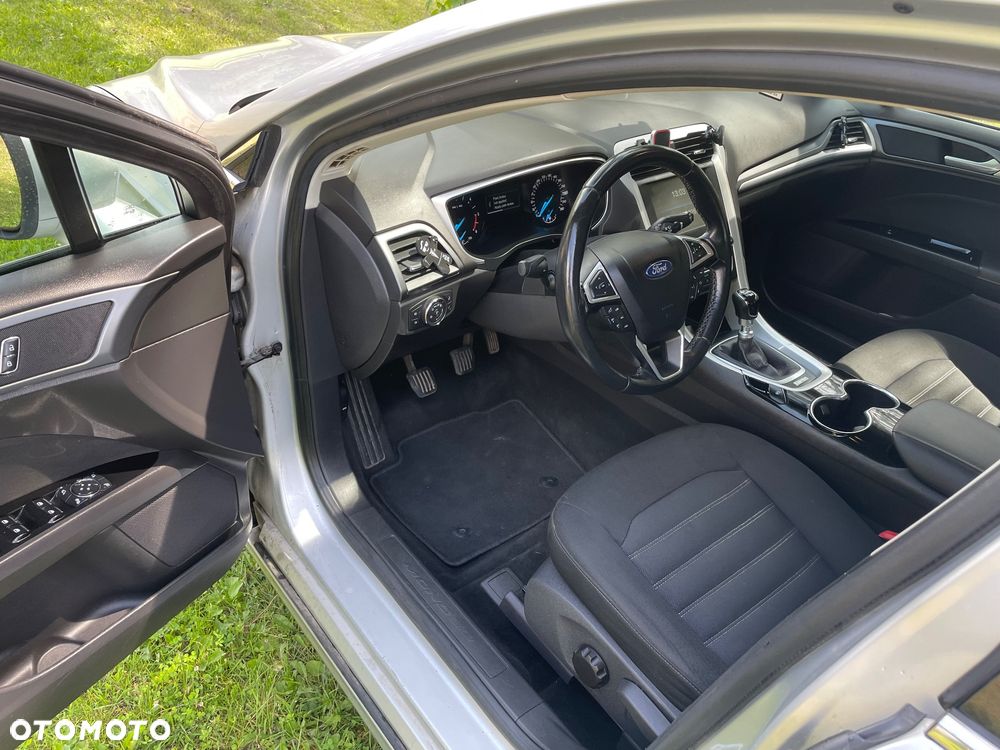Ford Mondeo - 9