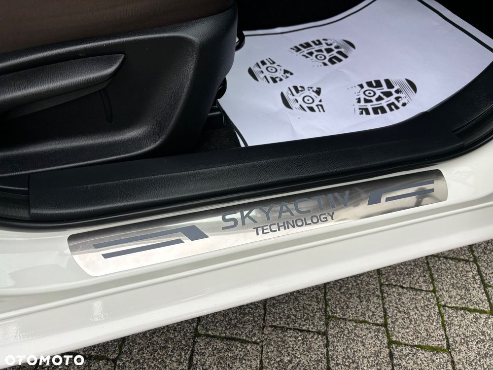 Mazda 2 SKYACTIV-G 75 Exclusive-Line - 12