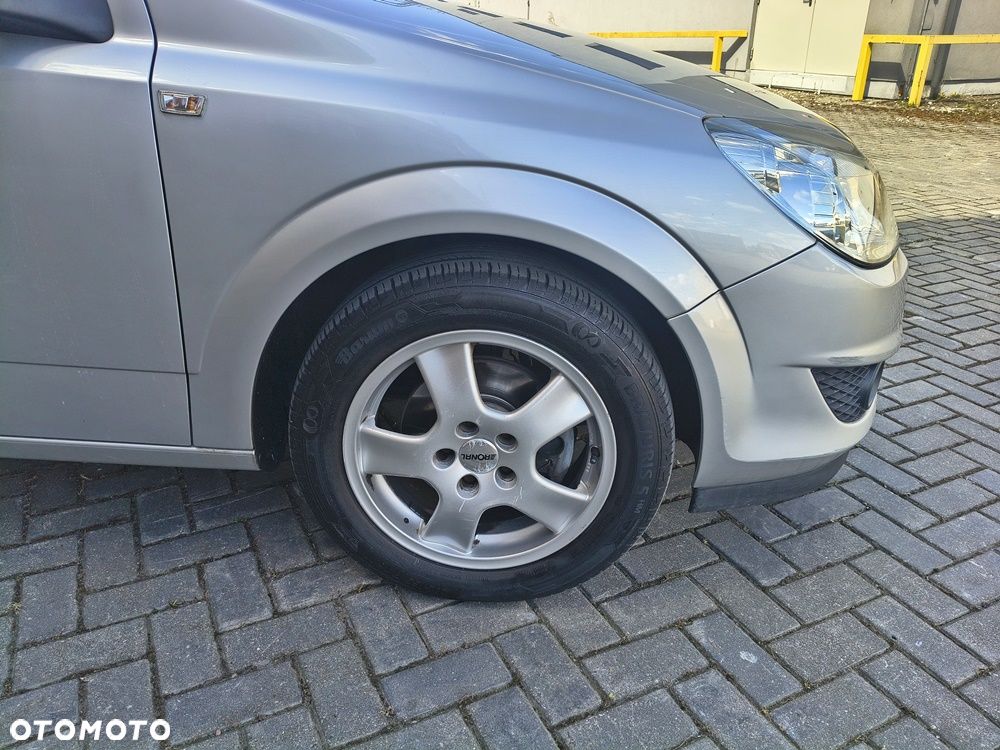 Opel Astra 1.6 Style - 13