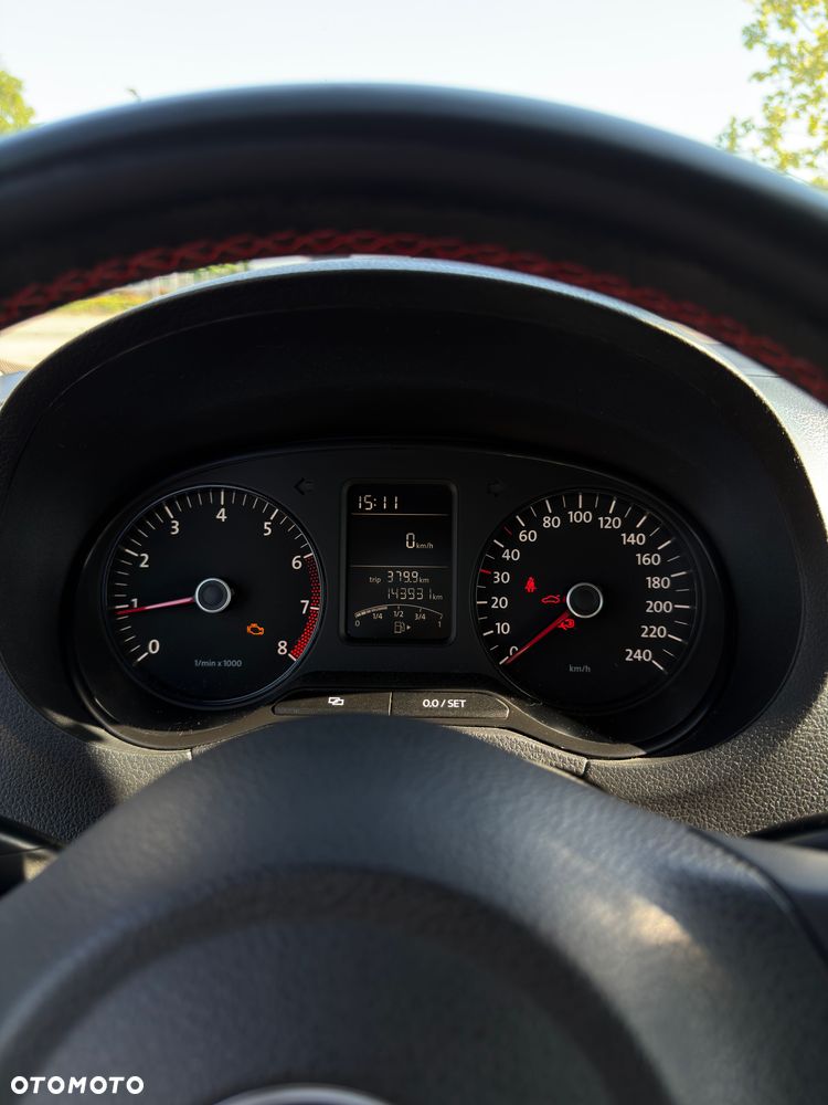 Volkswagen Polo - 8