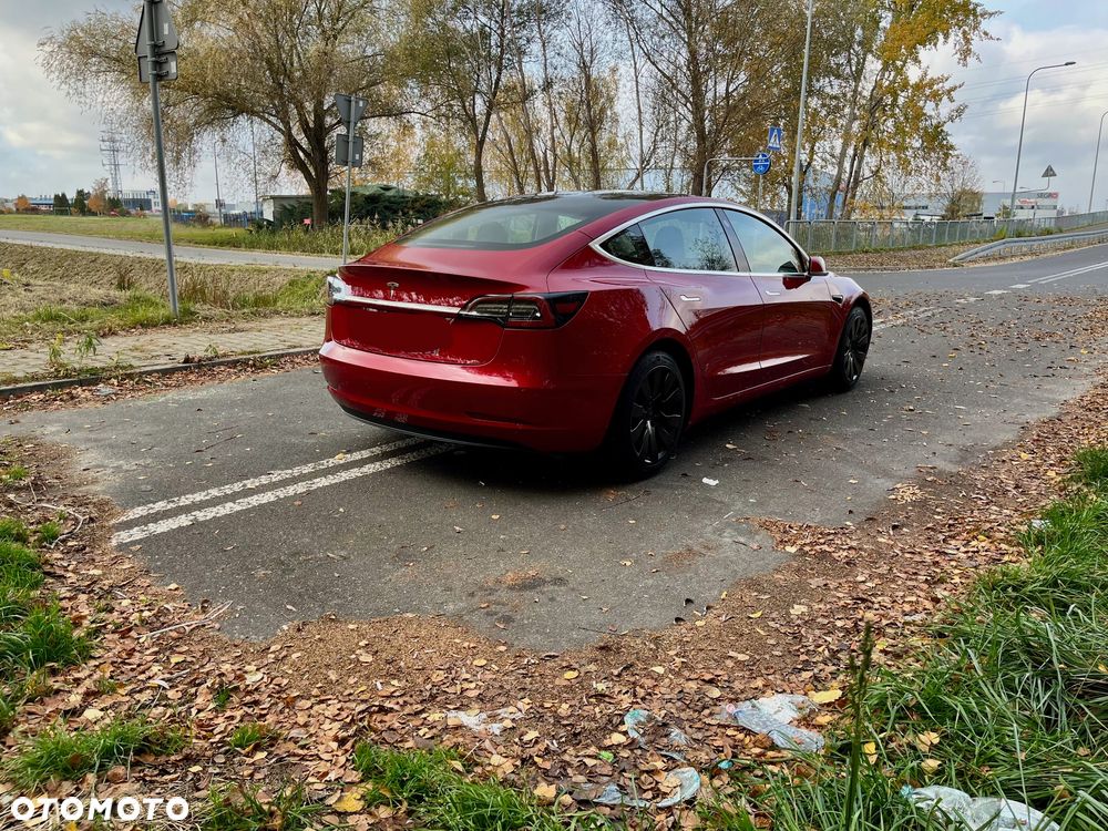 Tesla Model 3 Standard Reichweite Plus Hinterradantrieb - 3