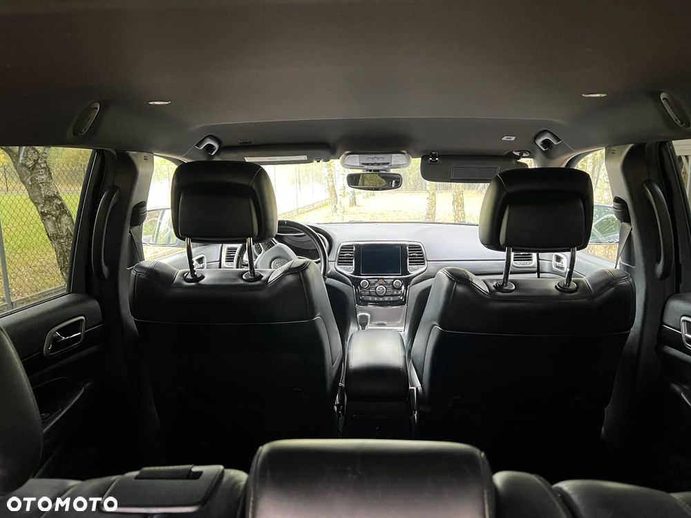 Jeep Grand Cherokee - 10
