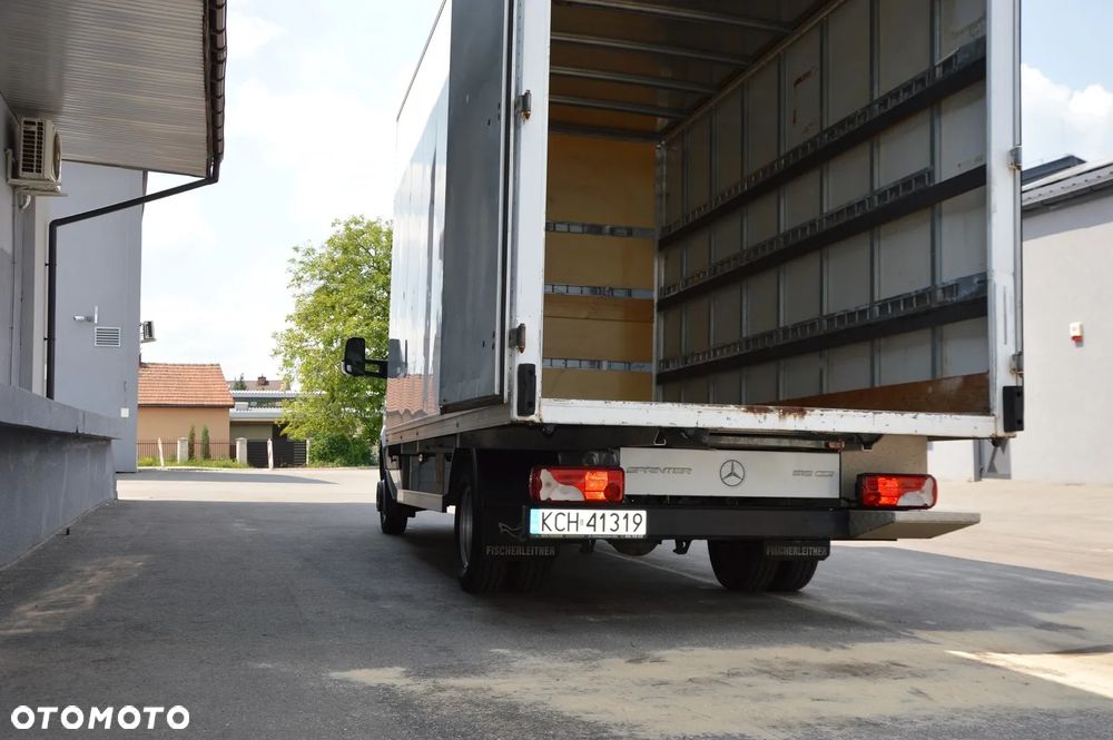 Mercedes-Benz SPRINTER 316 416 516 - 24