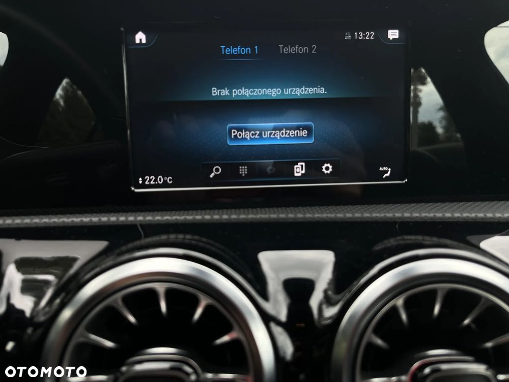 Mercedes-Benz CLA 180 Progressive 7G-DCT - 23