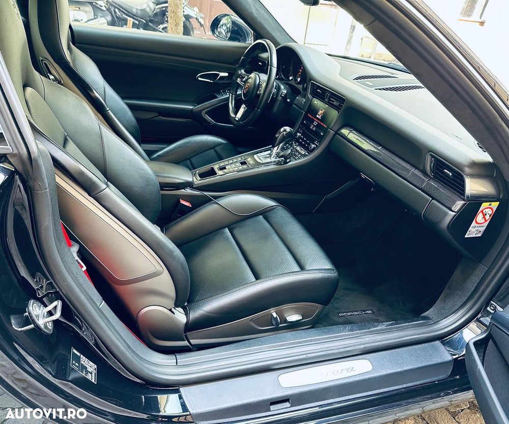 Porsche 911 Carrera S PDK - 6