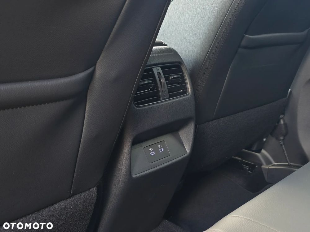 Nissan Qashqai 1.3 DIG-T MHEV N-Connecta Xtronic - 15