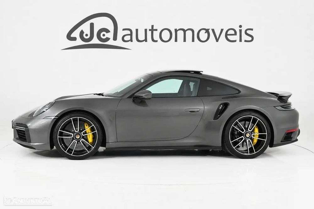 Porsche 911 (992) - 7
