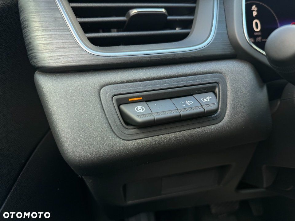 Mitsubishi ASX - 20