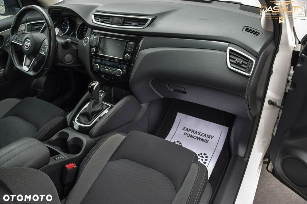 Nissan Qashqai 1.3 DIG-T DCT TEKNA - 32
