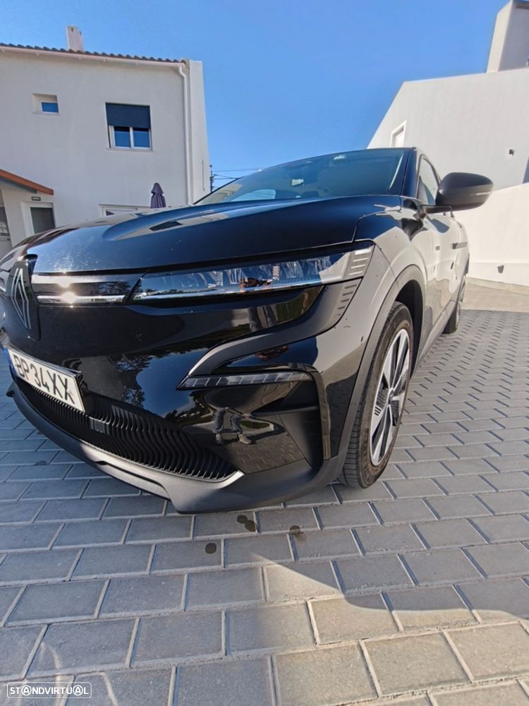Renault Mégane E-Tech - 8