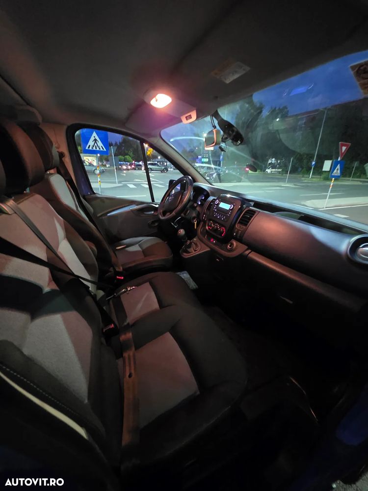 Opel Vivaro - 5