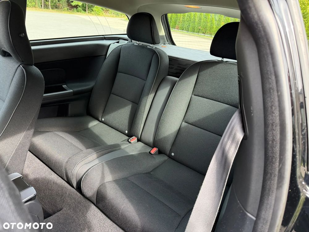 Volvo C30 2.0 Momentum - 29