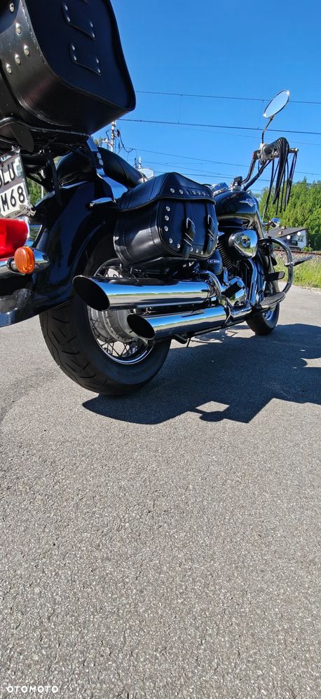Suzuki Intruder - 5
