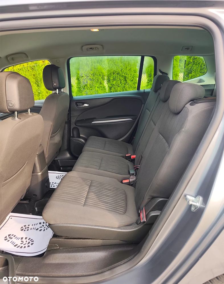Opel Zafira - 8