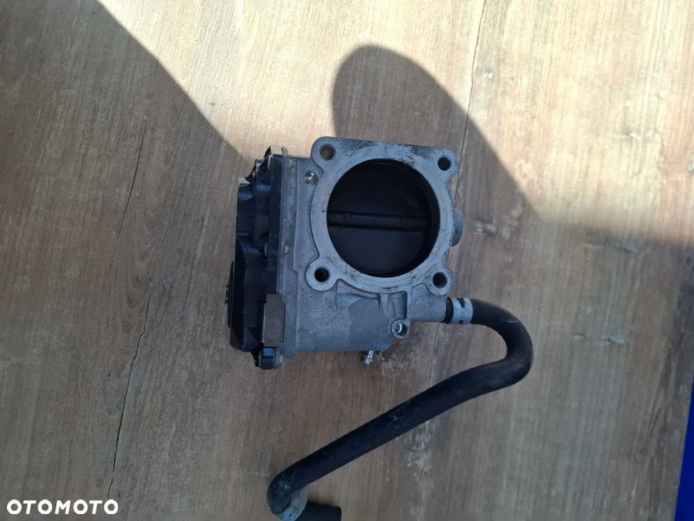 Lexus rx 3,0 hybryda przepustnica 22030-20060 - 2